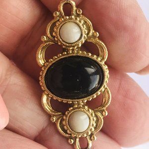 VINTAGE 1928 Brand Gold Tone BAR PIN Black Oval Cabachon Round Stone Art Deco
